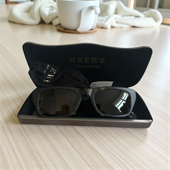 KREWE Women’s Tortoise Square Sunnies Sunglasses w/ Case - Picture 1 of 8